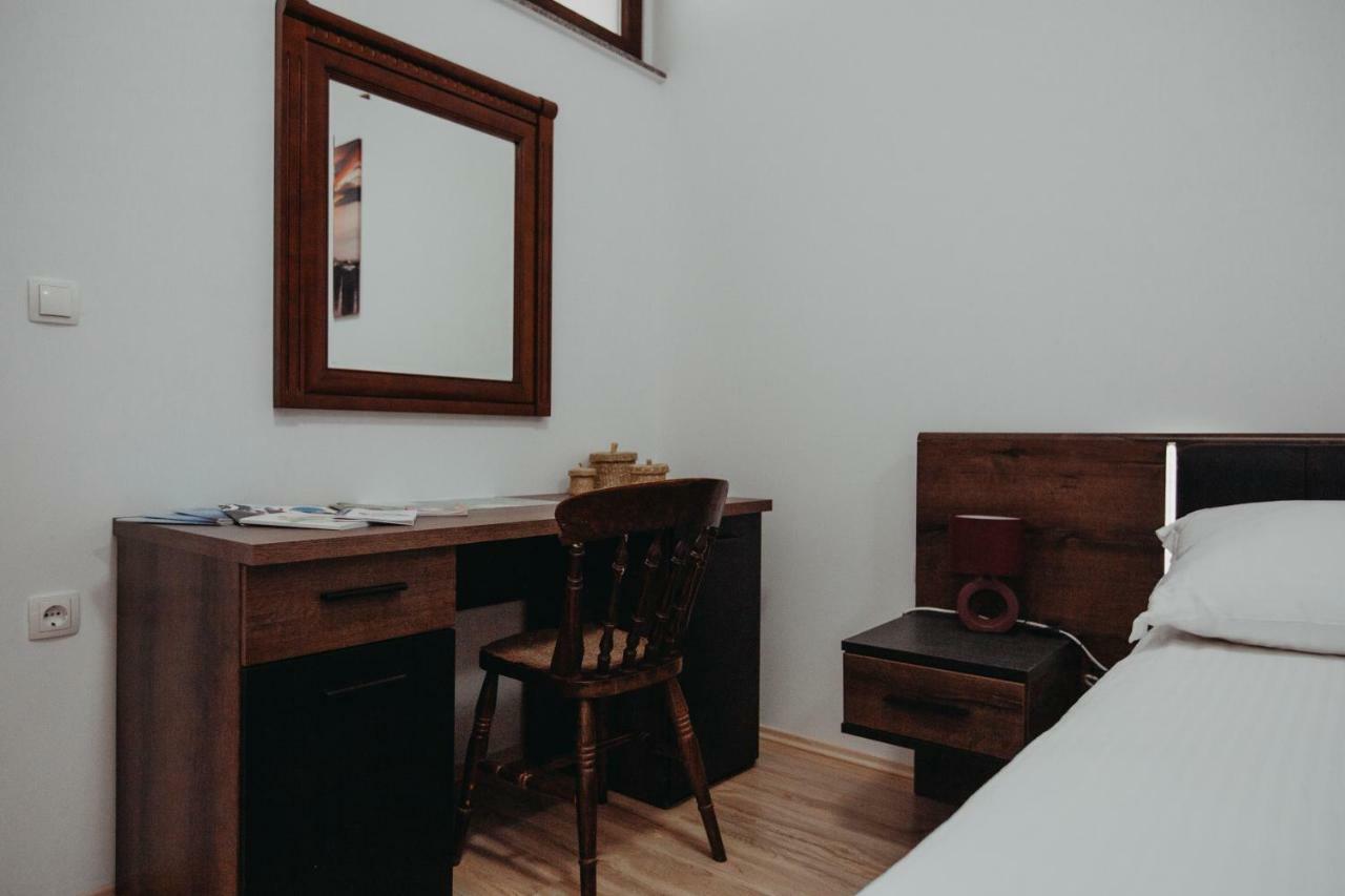 Apartman Vejama Josipdol Zewnętrze zdjęcie