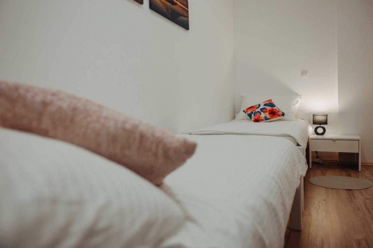 Apartman Vejama Josipdol Zewnętrze zdjęcie