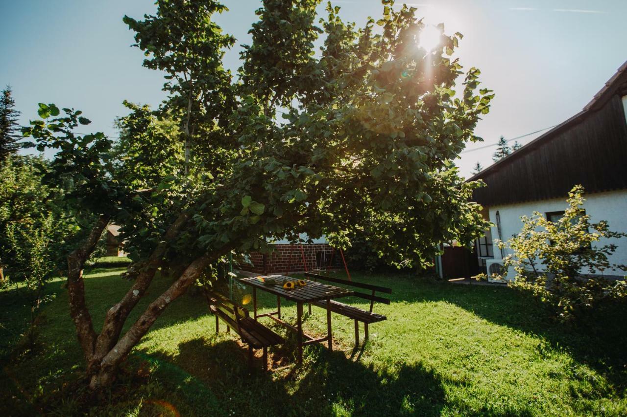 Apartman Vejama Josipdol Zewnętrze zdjęcie